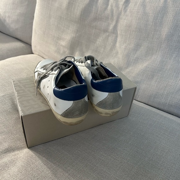 Brand new gold gooses!!! very lightly worn with original box and bag! - Picture 6 of 6